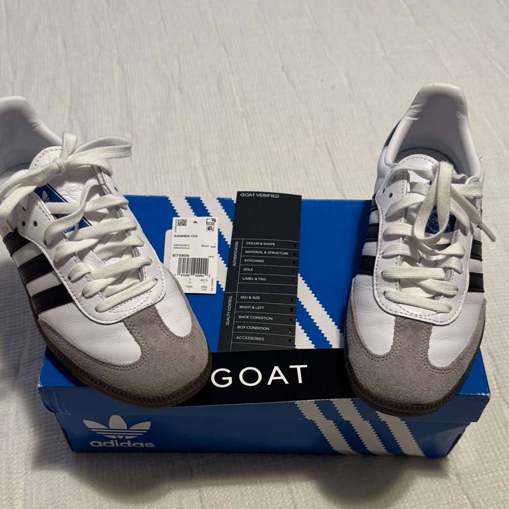 Adidas White and Black Women/Men Sneakers with Gray Accents